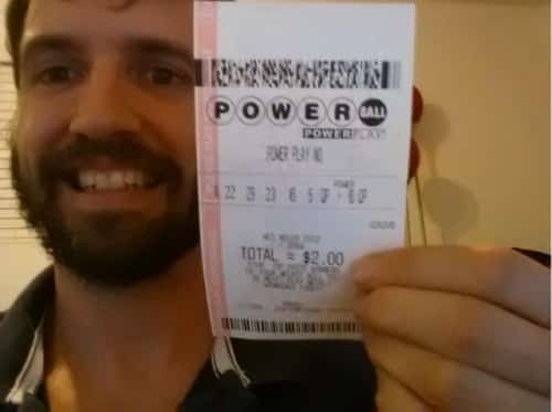 Featured image for ‘Powerball Winner’ Scams Facebook Users Into Sharing Photo For $1M