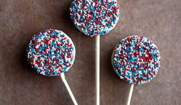 Patriotic Oreo Pops