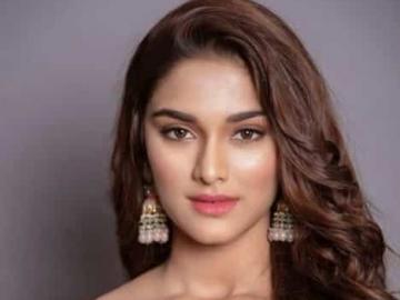 Saiee Manjrekar