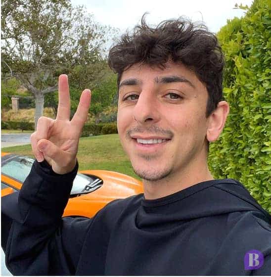 FaZe Rug Biography, Wiki, Height, Age, Girlfriend & More - Social News - How Tall Is FaZe Rug? YouTuber's Height And Online Presence