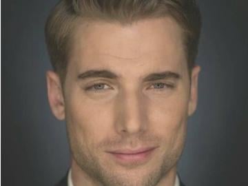 Dustin Milligan