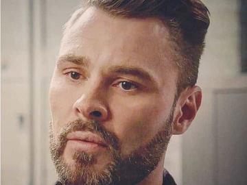 Patrick Flueger