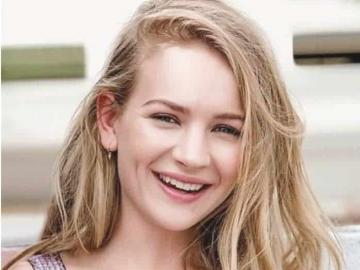 Britt Robertson