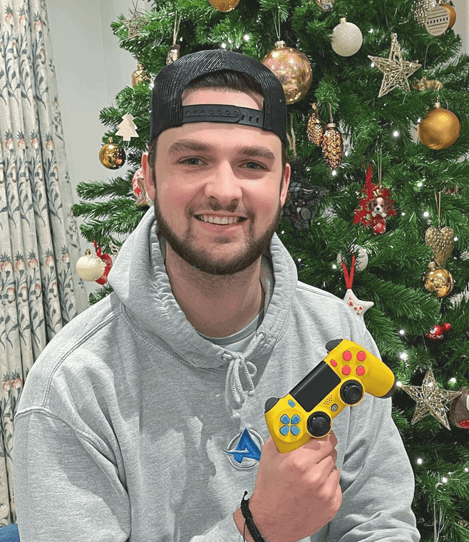 Alastair Aiken Biography, Wiki, Height, Age, Net Worth, and More