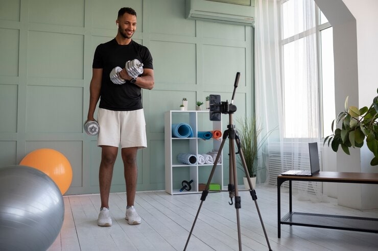 Creating a successful fitness blog using TikTok and other platforms ...
