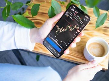 Mobile Apps for Futures Trading