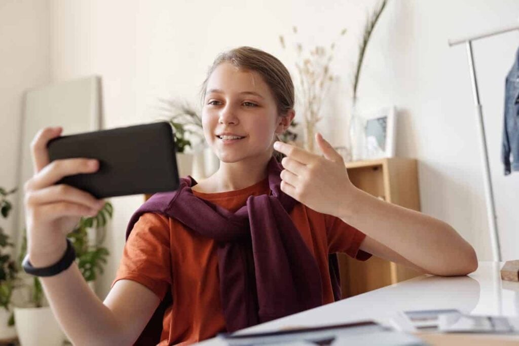 Fapello, Guide Complet pour Comprendre et Utiliser la Plateforme