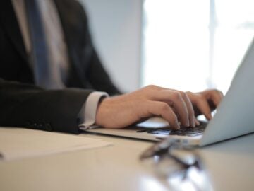 Private Investigation in E-commerce
